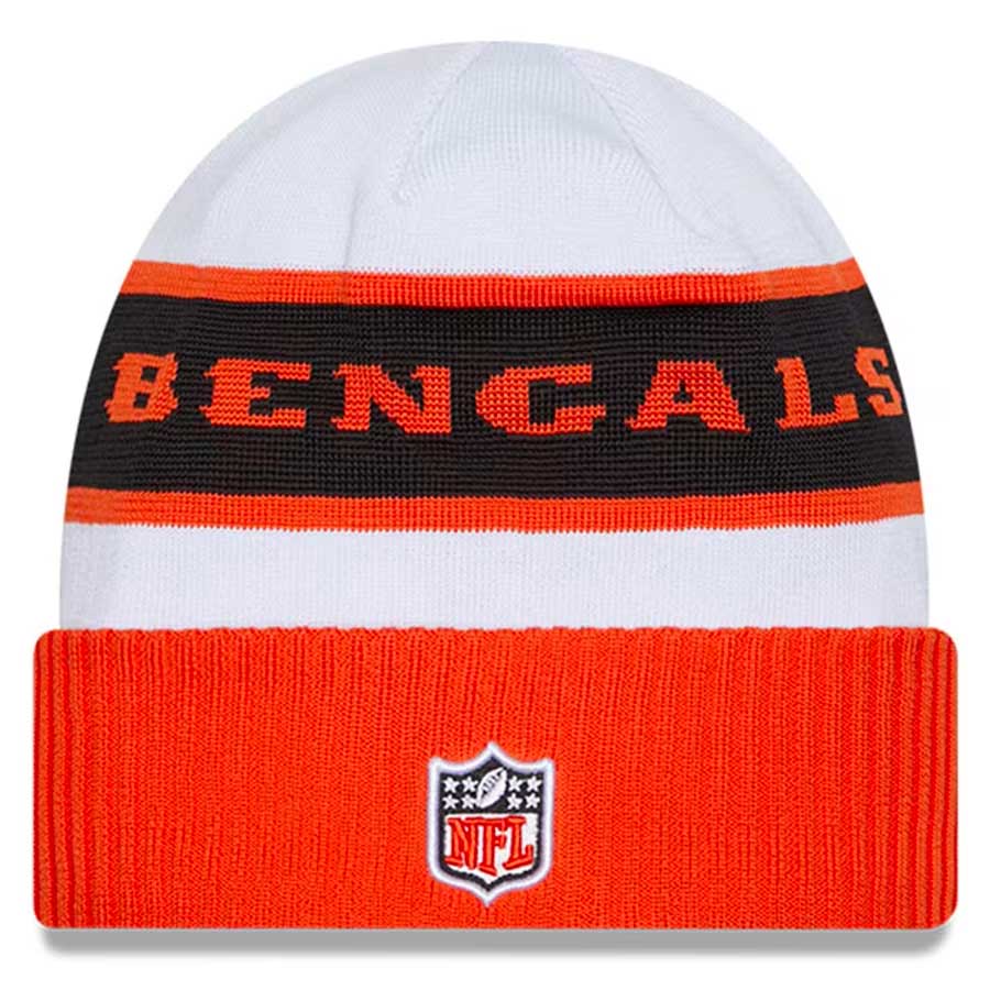 Cincinnati Bengals New Era 2023 White Sideline Tech Cuffed Knit Hat