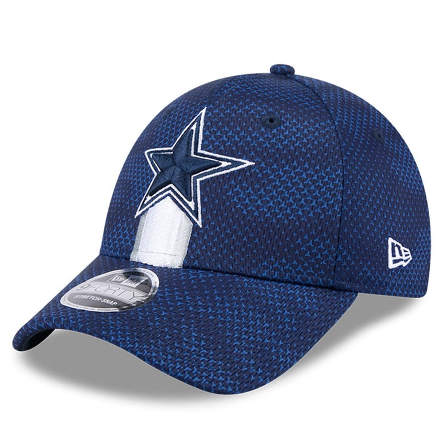 Dallas Cowboys Navy 2024 NFL Sideline New Era 9FORTY Stretch-Snap Hat