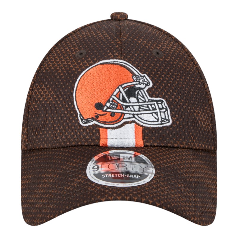 Cleveland Browns Brown 2024 NFL Sideline New Era 9FORTY Stretch-Snap Hat