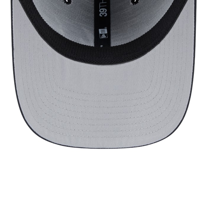 Atlanta Braves Black and White New Era 39THIRTY Flex Hat