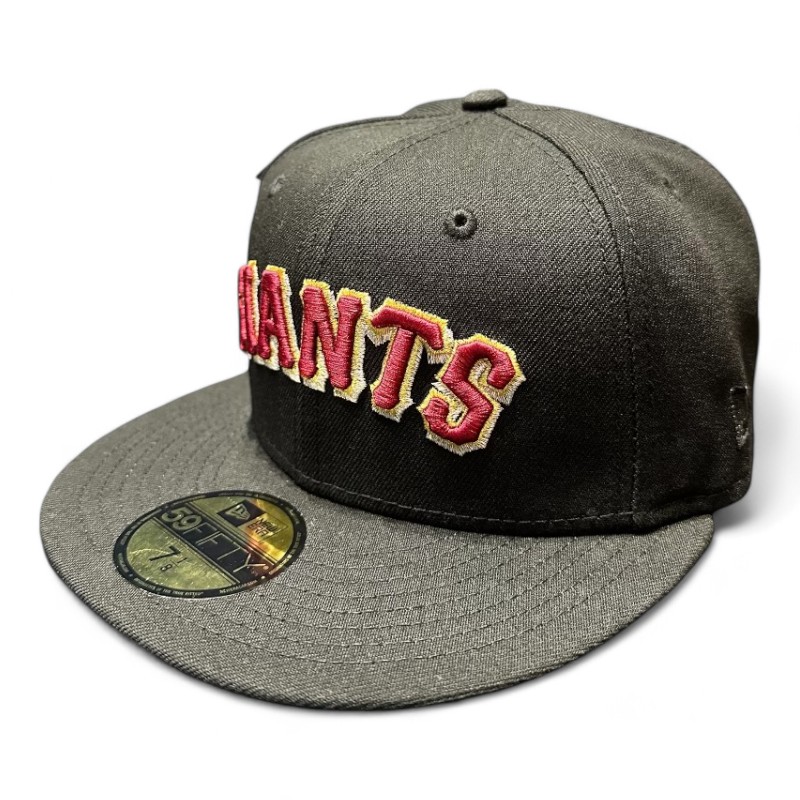 San Francisco Giants Black and Warm Wine Metallic Year 2000 Patch Green UV New Era 59FIFTY Fitted Hat