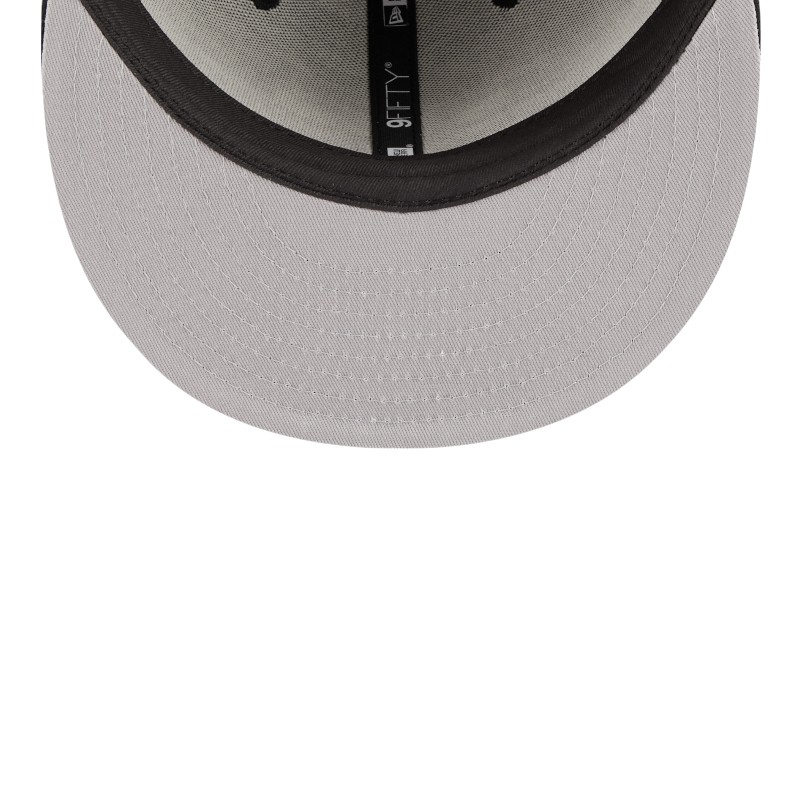 Chicago Bulls Black and Red Team Patch Gray UV New Era 9FIFTY Snapback Hat