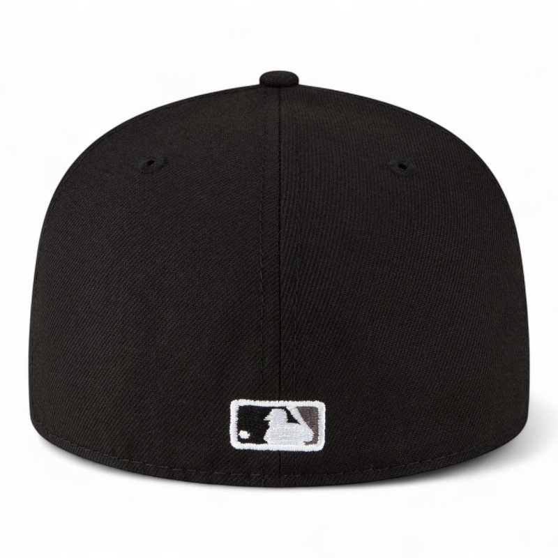 Chicago White Sox on Black Gothic Script City Connect 59FIFTY Fitted Hat