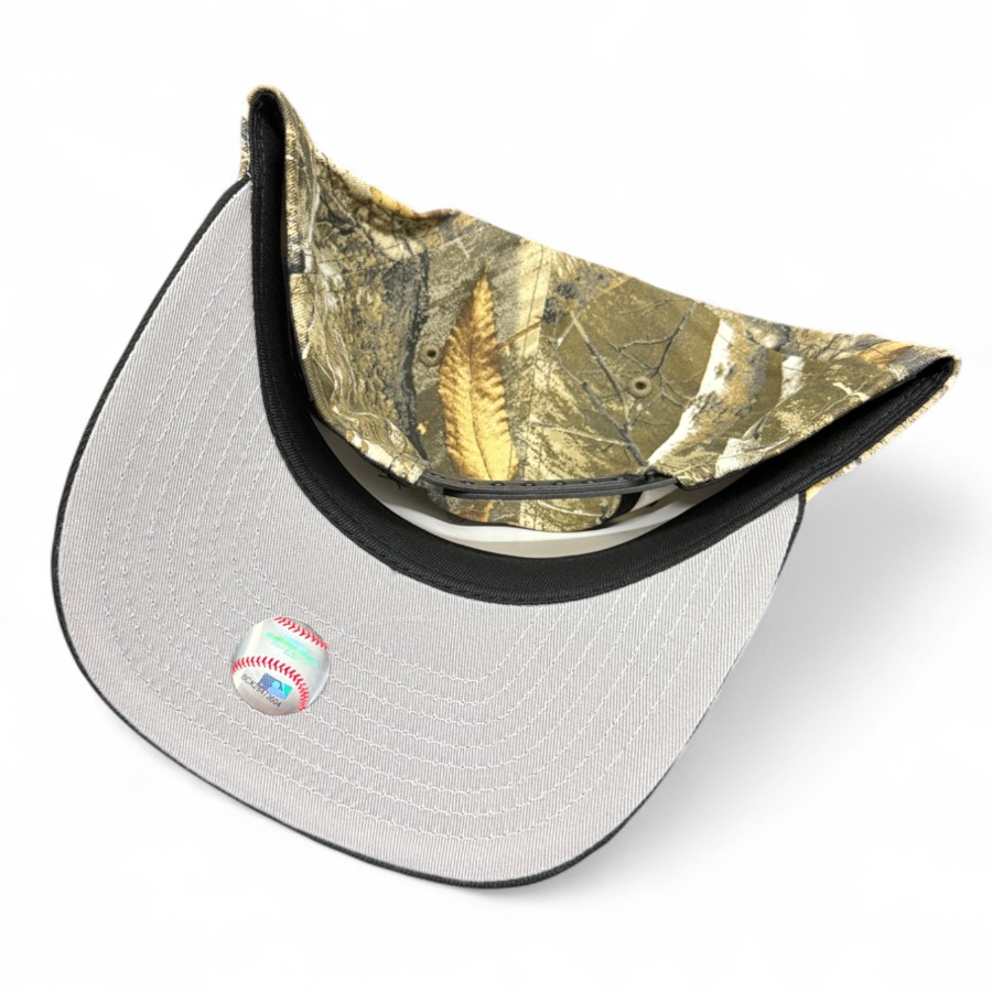 New York Yankees Realtree and Black 1996 WS Patch New Era 9FIFTY A-Frame Snapback Hat