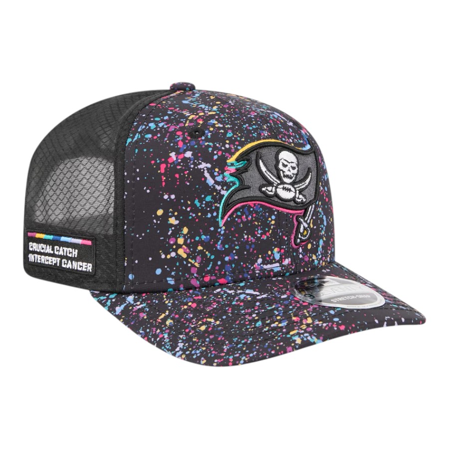 Tampa Bay Buccaneers 2025 NFL Crucial Catch Trucker Mesh New Era
