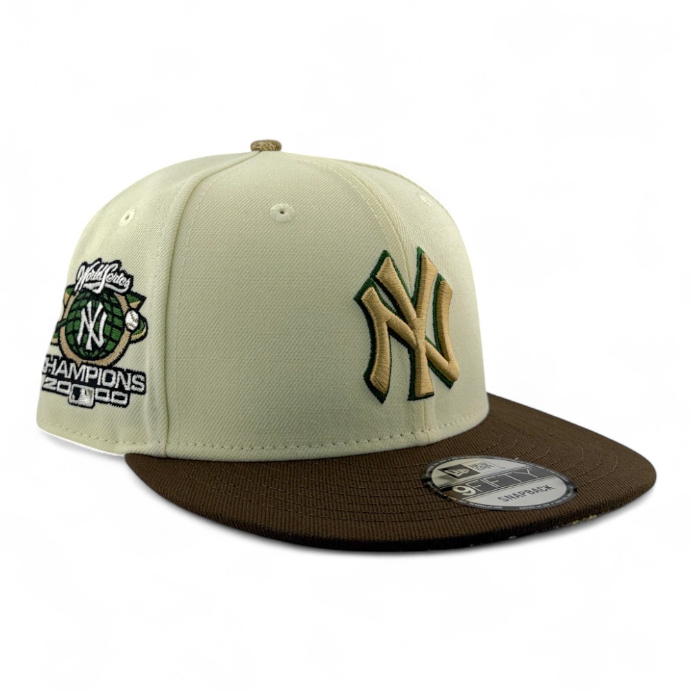 New York Yankees Chrome and Brown 2000 WS Champs Patch Realtree UV New Era 9FIFTY Snapback
