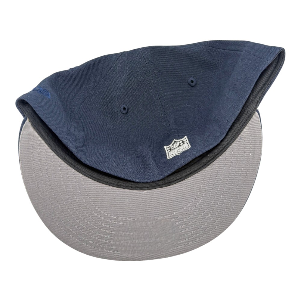 Las Vegas Raiders Ocean Blue NFL Collection 60th Anniversary Patch Grey UV New Era 59FIFTY Fitted Hat