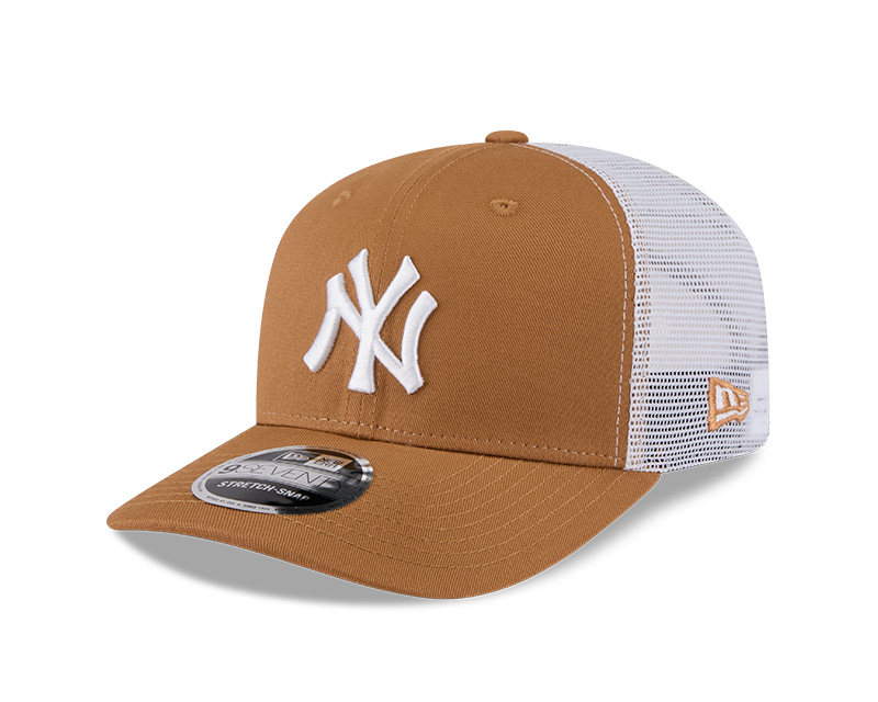 New York Yankees Tan and White Mesh New Era 9SEVENTY Stretch Snapback Hat