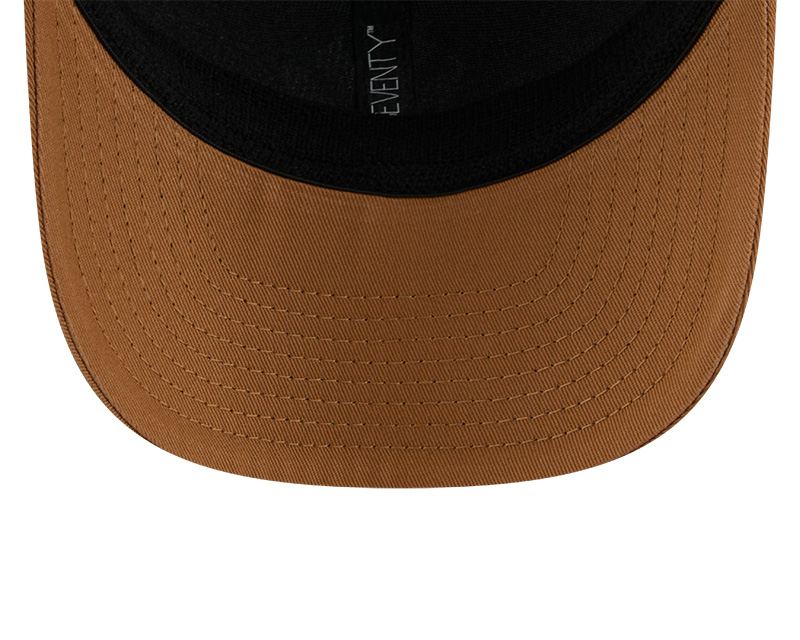 New York Yankees Tan and White Mesh New Era 9SEVENTY Stretch Snapback Hat