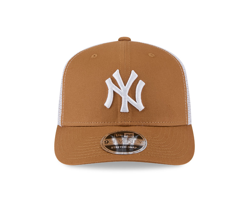 New York Yankees Tan and White Mesh New Era 9SEVENTY Stretch Snapback Hat