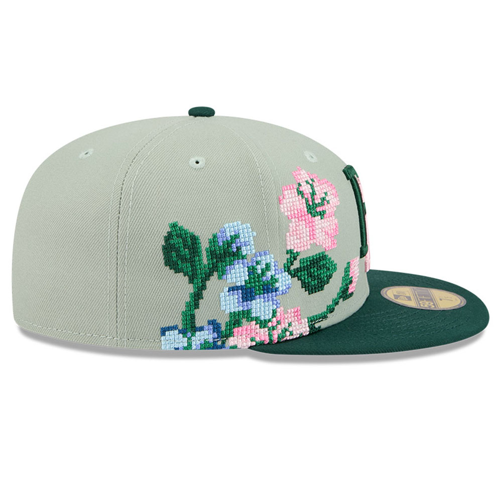 Dominican Republic Green Two Tone with Flowers New Era 59FIFTY Fitted Hat