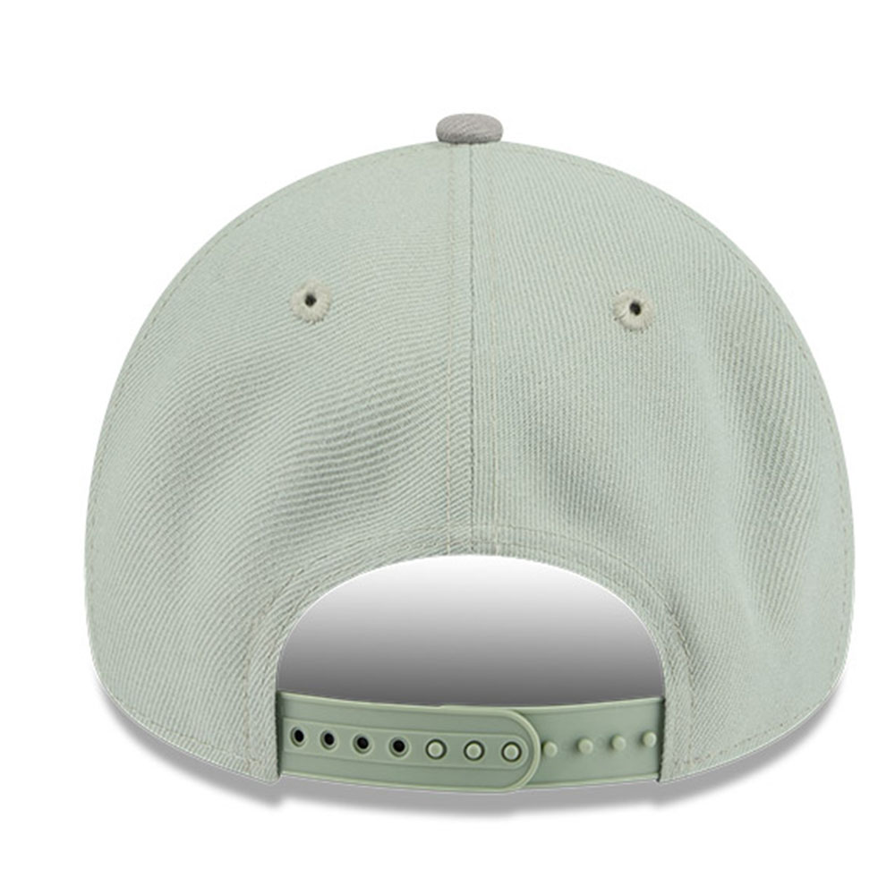 Dominican Republic Green and Gray Two Tone with Flowers New Era 9FORTY A-Frame Snapback Hat