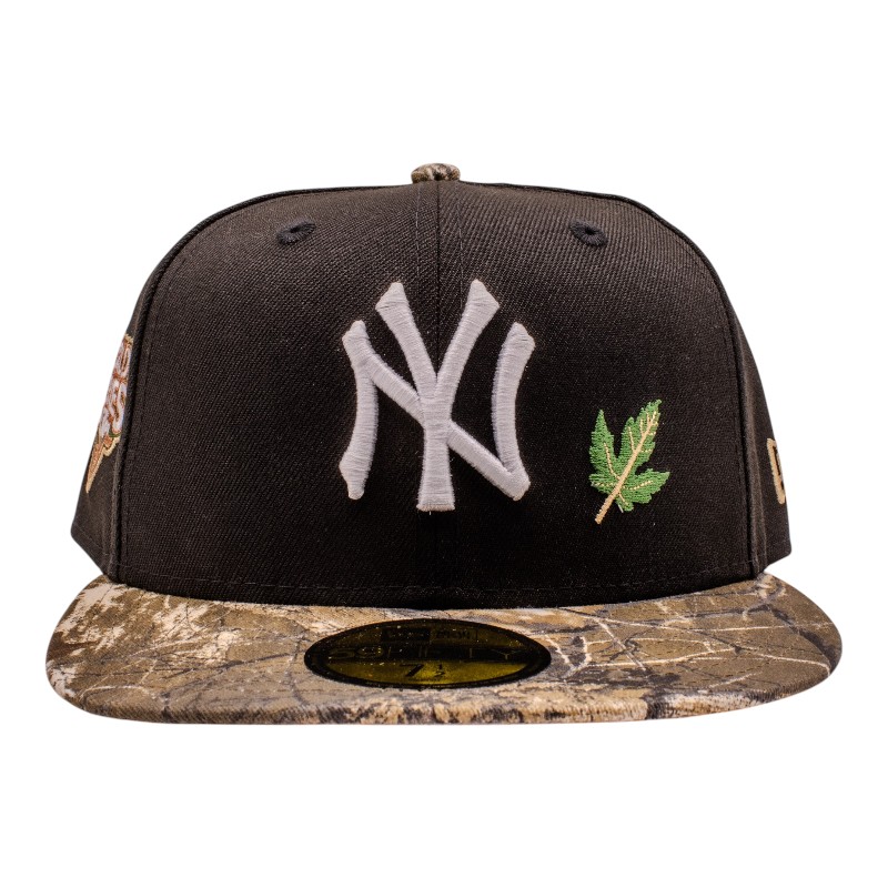 New York Yankees Black and Realtree Edge 2009 World Series Patch Grey UV Era 59Fifty Fitted Hat