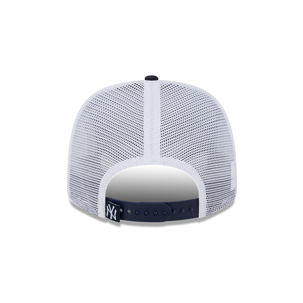 New York Yankees Navy and White Mesh Trucker New Era 9SEVENTY Stretch Snapback Hat