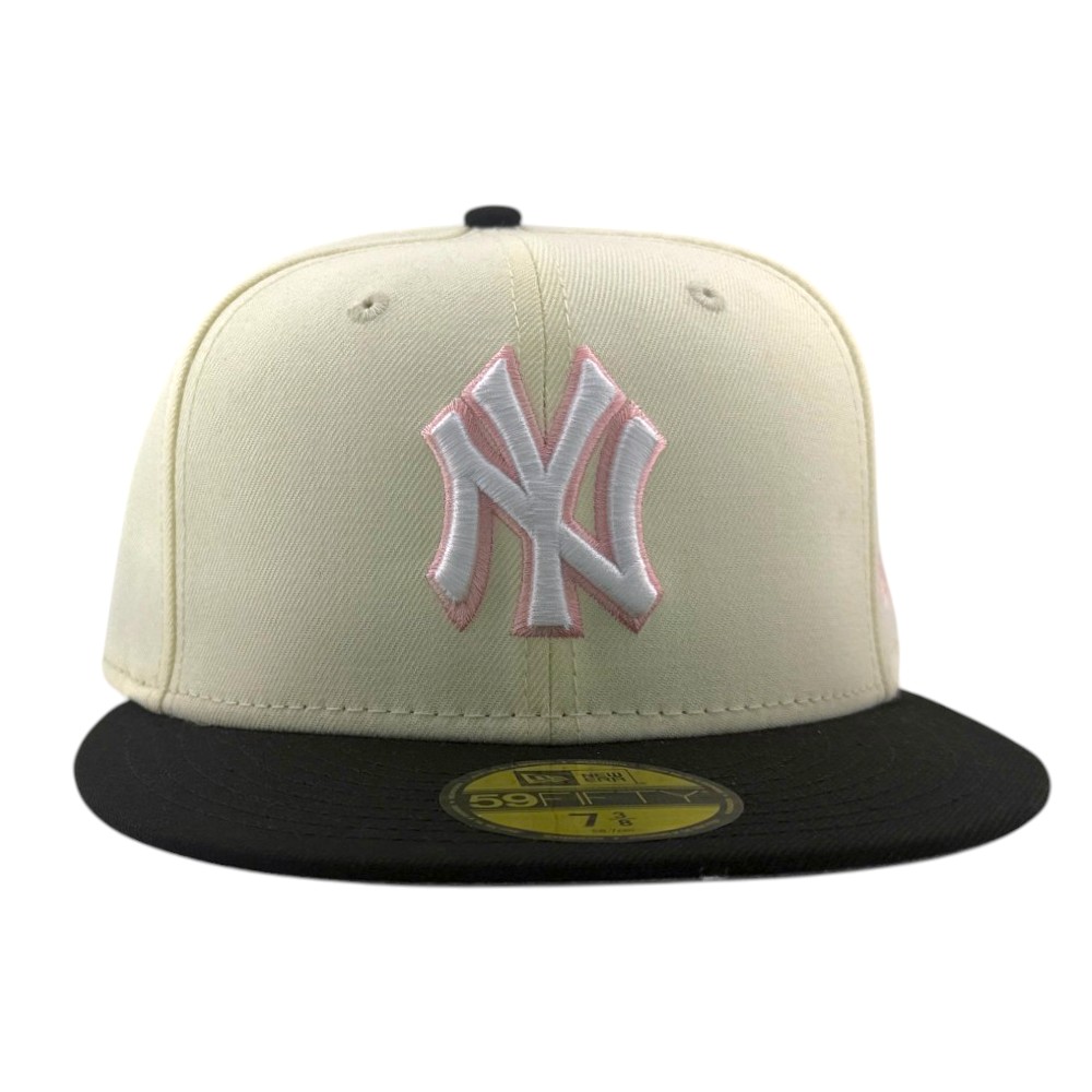 New York Yankees Chrome and Black with Pink Outline Logo Era 59FIFTY Fitted Hat