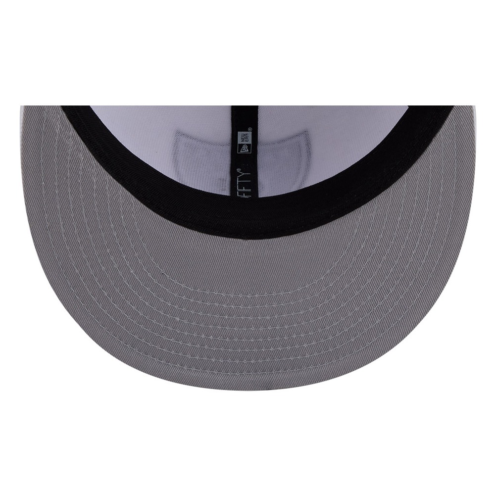 Las Vegas Raiders White and Black Basic New Era 59FIFTY Fitted Hat