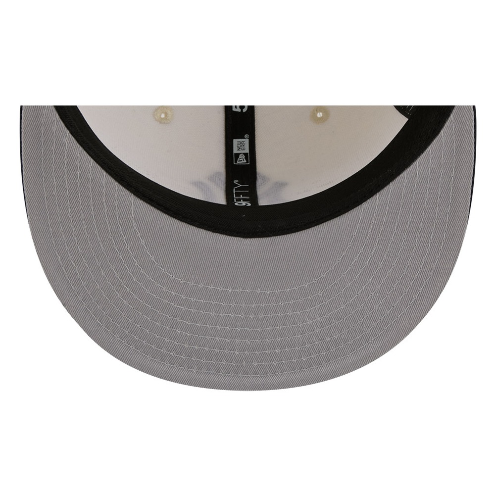 New York Yankees Chrome White Two Tone Basic Era 59FIFTY Fitted Hat