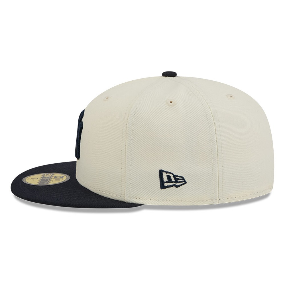 New York Yankees Chrome White Two Tone Basic Era 59FIFTY Fitted Hat
