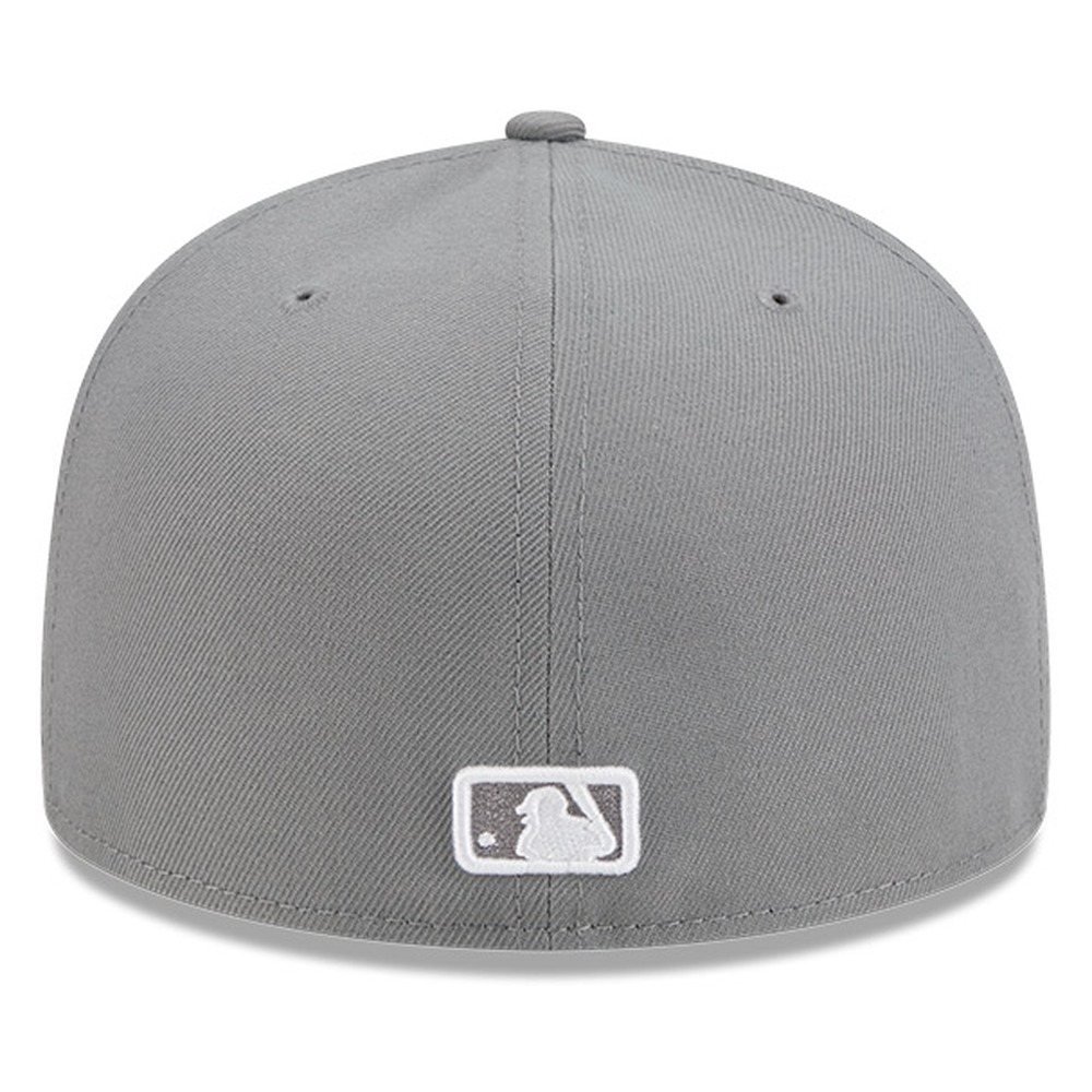 Chicago White Sox Medium Grey Basic New Era 59FIFTY Fitted Hat