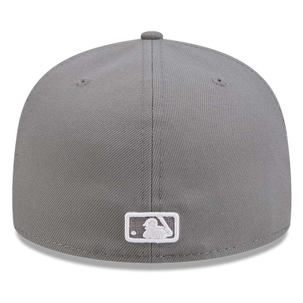 Boston Red Sox Medium Grey Basic New Era 59FIFTY Fitted Hat
