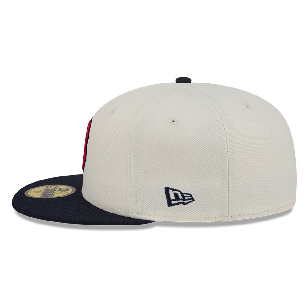 Boston Red Sox Chrome White Two Tone Basic New Era 59FIFTY Fitted Hat