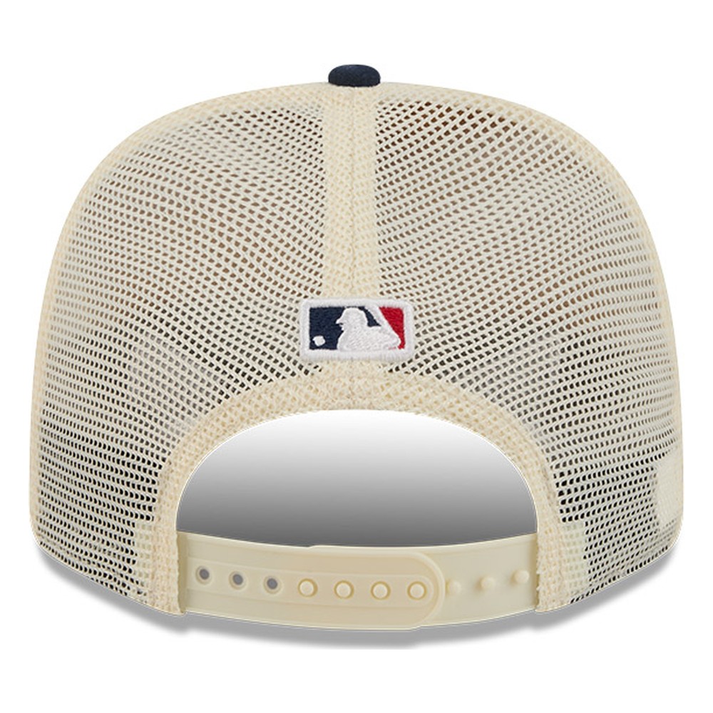 Seattle Mariners 2026 Fourth of July USA 250 Patch New Era 9SEVENTY Trucker Adjustable Snapback Hat