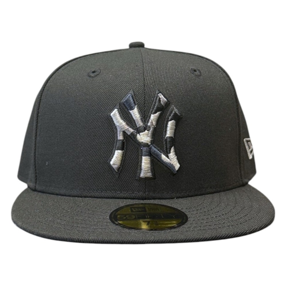 New York Yankees Black with Camo Logo Era 59FIFTY Fitted Hat