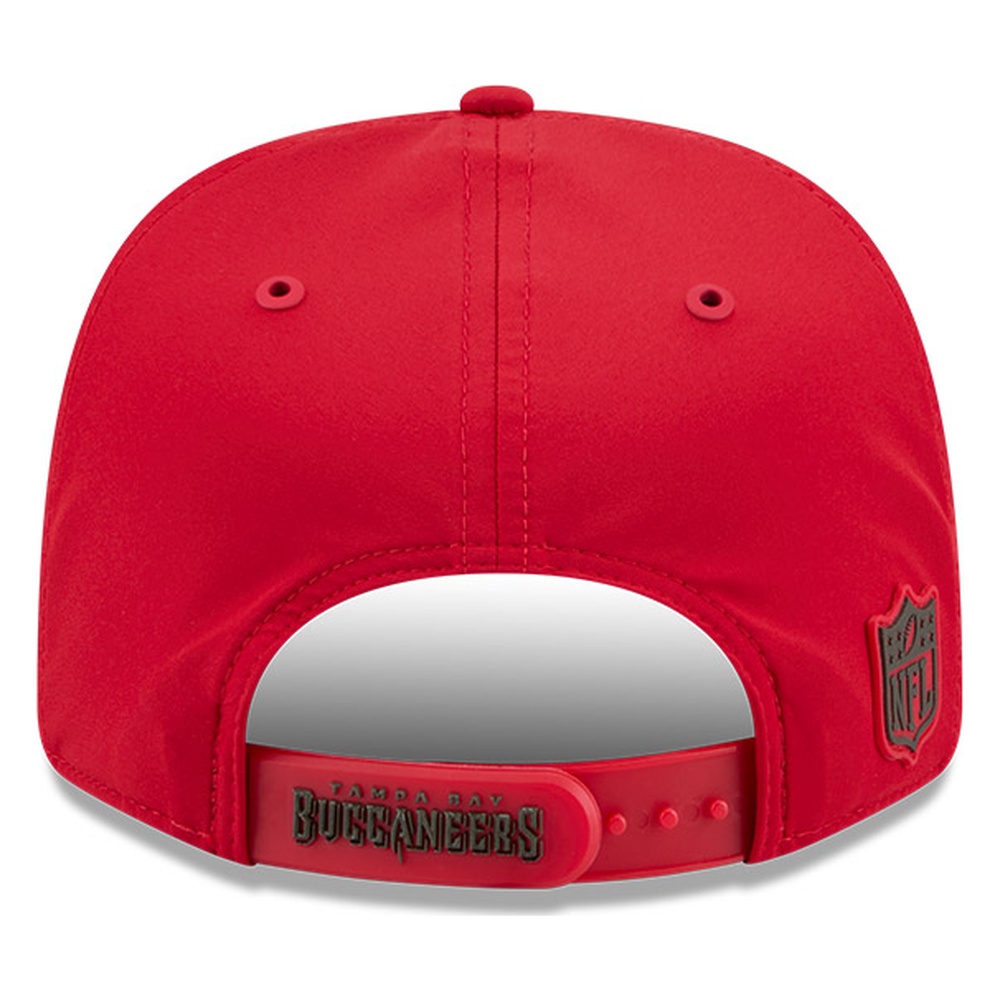 Tampa Bay Buccaneers Red 2026 NFL Sideline New Era 9SEVENTY Adjustable Snapback Hat