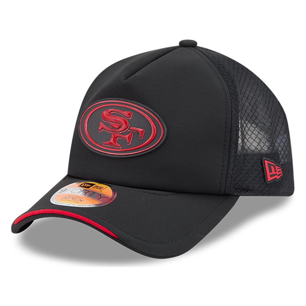 San Francisco 49ers Black 2026 NFL Sideline New Era 9FORTY Apex Adjustable Trucker Hat