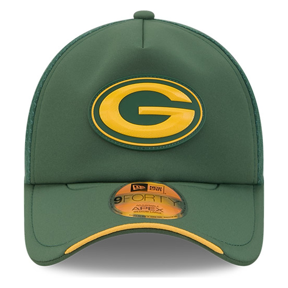 Green Bay Packers 2026 NFL Sideline New Era 9FORTY Apex Adjustable Trucker Hat
