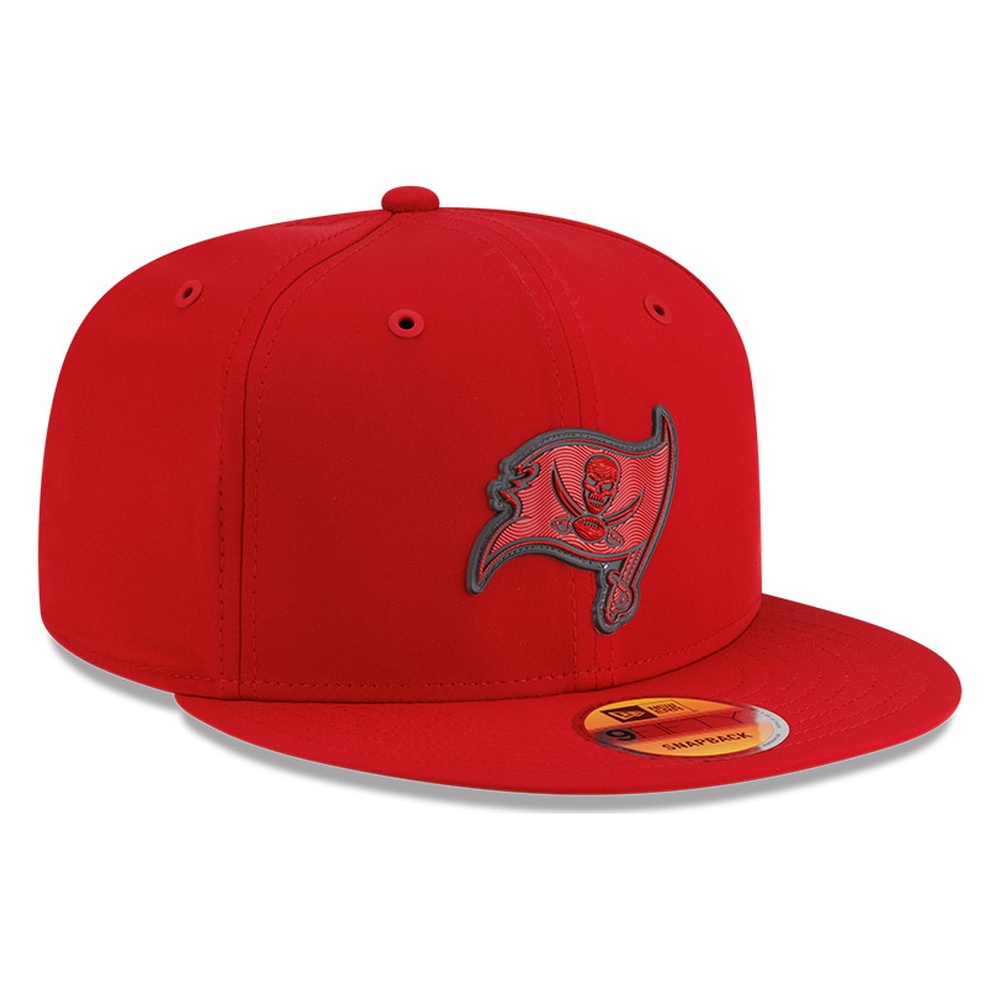 Tampa Bay Buccaneers Red 2026 NFL Sideline New Era 9FIFTY Adjustable Snapback Hat