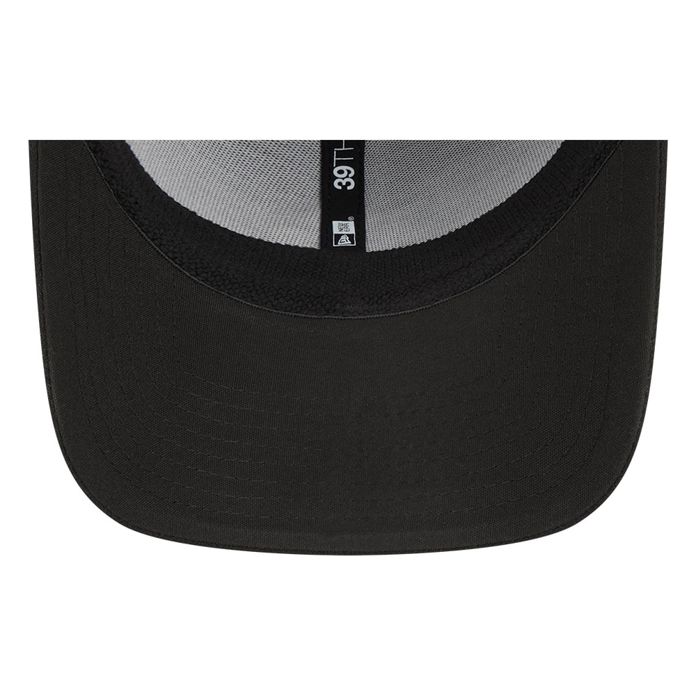 Philadelphia Eagles Black Core New Era 39THIRTY Flex Hat
